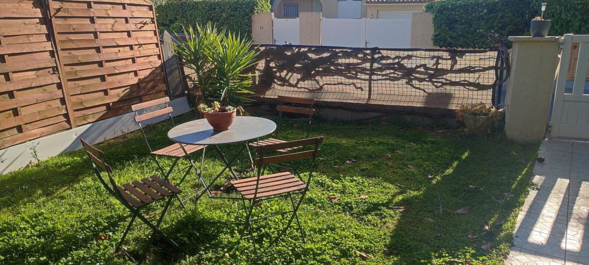 Maison T2 Avec Petit Jardin Dans Impasse Calme Baillargues Extérieur photo